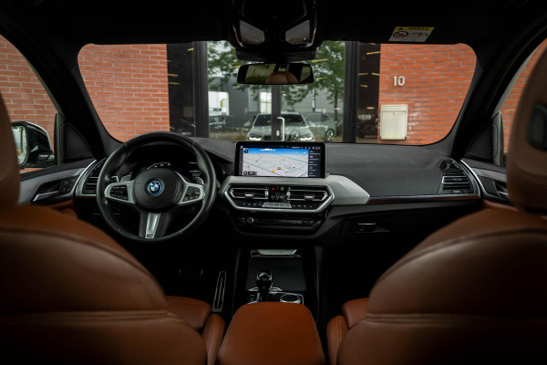 BMW X3 xDrive30e M-Sport Pano HuD Trekhaak Camera 94% SOH