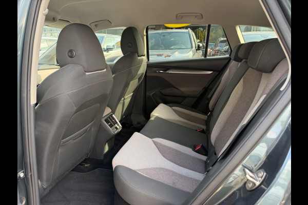 Škoda ENYAQ iV 60 First Edition / SoH 93,1% / Camera / CarPlay / Keyless / Matrix LED / 20'' / Dodehoek / Stoelverwarming / DAB / ACC