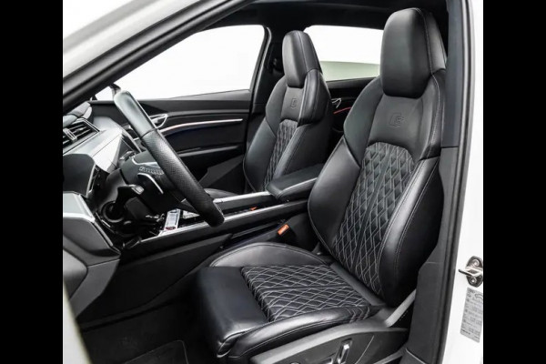 Audi e-tron 3x S Quattro 95 kWh 503PK | ACC | TREKHAAK | HUD | 114.000.- NW PRIJS | B&O | RS Stoelen