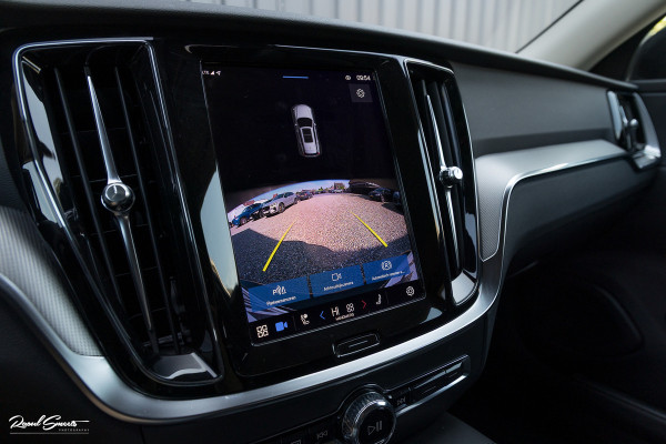 Volvo V60 2.0 T6 Plug-in hybrid AWD Core Bright Long Range | Adaptieve cruise | Blis | Memory | Leder |