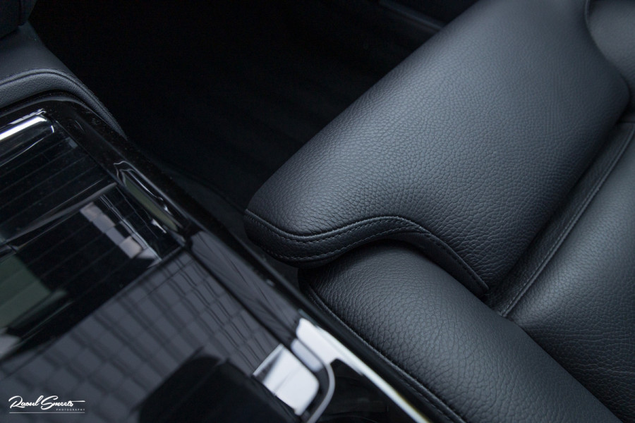 Volvo V60 2.0 T6 Plug-in hybrid AWD Core Bright Long Range | Adaptieve cruise | Blis | Memory | Leder |