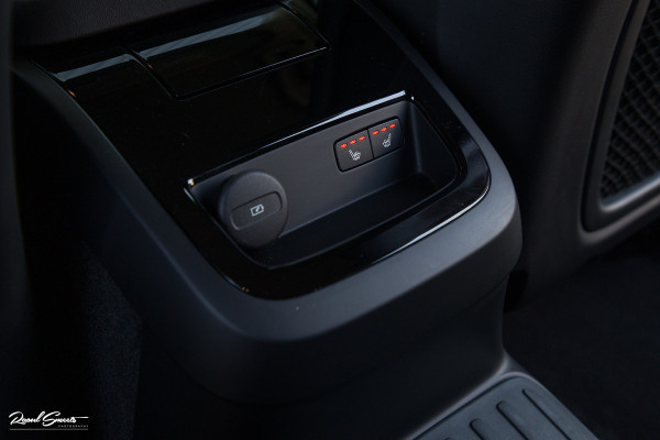 Volvo V60 2.0 T6 Plug-in hybrid AWD Core Bright Long Range | Adaptieve cruise | Blis | Memory | Leder |