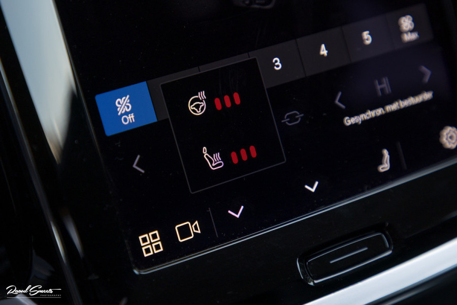 Volvo V60 2.0 T6 Plug-in hybrid AWD Core Bright Long Range | Adaptieve cruise | Blis | Memory | Leder |