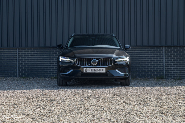 Volvo V60 2.0 T6 Plug-in hybrid AWD Core Bright Long Range | Adaptieve cruise | Blis | Memory | Leder |