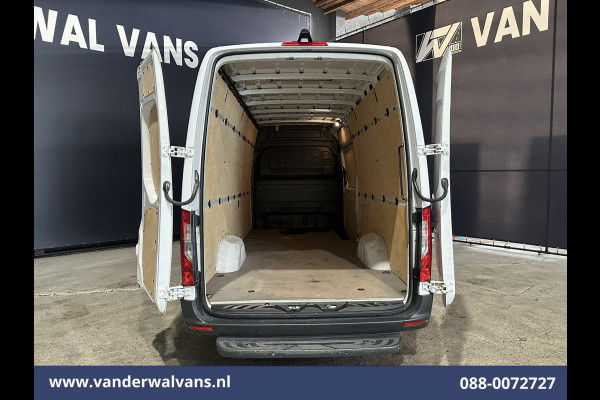 Mercedes-Benz Sprinter 314 CDI 143pk L3H2 Euro6 Airco | Camera | Apple Carplay | Android Auto Parkeersensoren, Bijrijdersbank