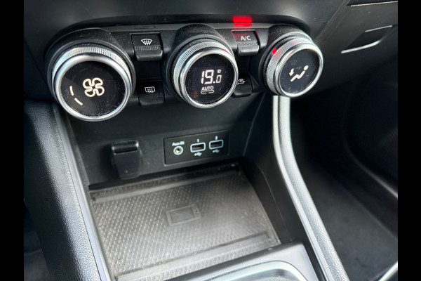 Renault Captur 1.0 TCe 90 Edition One - Climate - Navi - Bose - Trekhaak - Org.NL