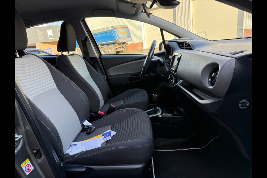Toyota Yaris 1.5 HYBRID ASPIRATION AUTOMAAT CLIMA CAM NAP 100%DEALER OND