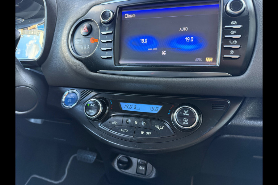 Toyota Yaris 1.5 HYBRID ASPIRATION AUTOMAAT CLIMA CAM NAP 100%DEALER OND