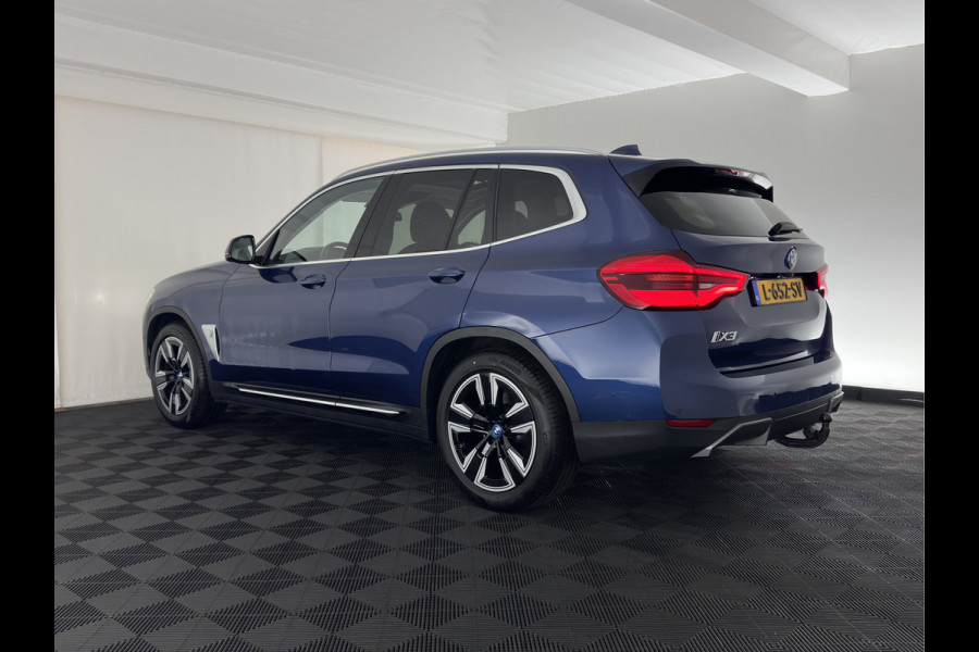 BMW iX3 Executive 80 kWh [3-Fase-11kW] {SoH-99%} (INCL.BTW) Aut. *PANO | LEATHER | ADAPTIVE-CRUISE | FULL-LED | MEMORY-PACK | BLIND-SPOT | DIGI-COCKPIT | HEATED-COMFORTSEATS | CAMERA | DAB+ | NAVI-FULLMAP | TOWBAR | 19''ALU*