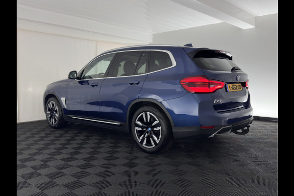 BMW iX3 Executive 80 kWh [3-Fase-11kW] {SoH-99%} (INCL.BTW) Aut. *PANO | LEATHER | ADAPTIVE-CRUISE | FULL-LED | MEMORY-PACK | BLIND-SPOT | DIGI-COCKPIT | HEATED-COMFORTSEATS | CAMERA | DAB+ | NAVI-FULLMAP | TOWBAR | 19''ALU*