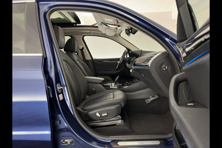 BMW iX3 Executive 80 kWh [3-Fase-11kW] {SoH-99%} (INCL.BTW) Aut. *PANO | LEATHER | ADAPTIVE-CRUISE | FULL-LED | MEMORY-PACK | BLIND-SPOT | DIGI-COCKPIT | HEATED-COMFORTSEATS | CAMERA | DAB+ | NAVI-FULLMAP | TOWBAR | 19''ALU*