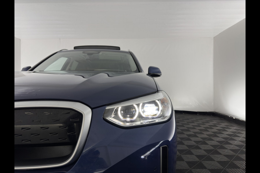 BMW iX3 Executive 80 kWh [3-Fase-11kW] {SoH-99%} (INCL.BTW) Aut. *PANO | LEATHER | ADAPTIVE-CRUISE | FULL-LED | MEMORY-PACK | BLIND-SPOT | DIGI-COCKPIT | HEATED-COMFORTSEATS | CAMERA | DAB+ | NAVI-FULLMAP | TOWBAR | 19''ALU*