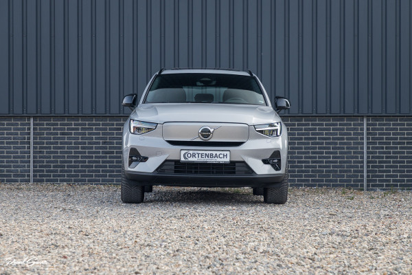 Volvo XC40 Recharge Ultimate 70 kWh | Panorama dak | Harman Kardon | Adaptieve cruise | Memory | Blis |