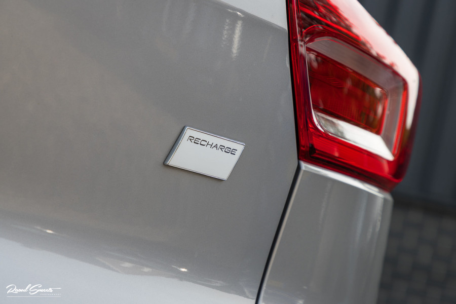 Volvo XC40 Recharge Ultimate 70 kWh | Panorama dak | Harman Kardon | Adaptieve cruise | Memory | Blis |