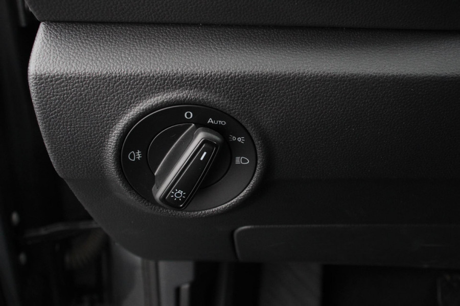 Volkswagen T-Roc 1.5 TSI DSG Life Navigatie Apple Carplay/Android Auto Parkeersensoren Camera Adaptive Cruise Control Virtual Cockpit Stuur- en stoelverwarming