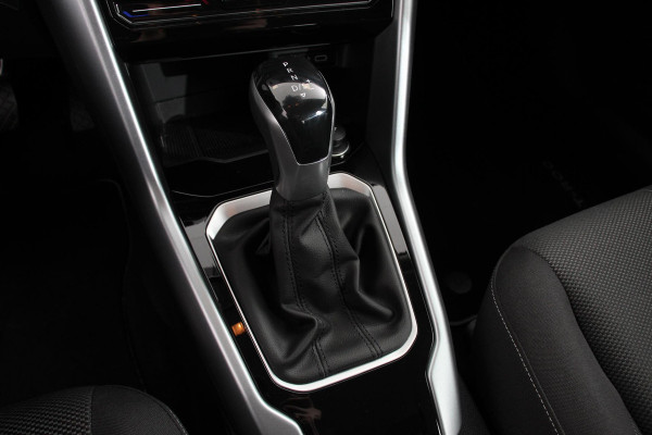 Volkswagen T-Roc 1.5 TSI DSG Life Navigatie Apple Carplay/Android Auto Parkeersensoren Camera Adaptive Cruise Control Virtual Cockpit Stuur- en stoelverwarming