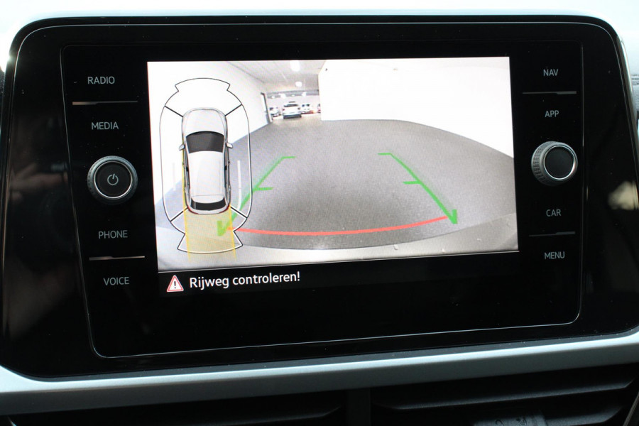 Volkswagen T-Roc 1.5 TSI DSG Life Navigatie Apple Carplay/Android Auto Parkeersensoren Camera Adaptive Cruise Control Virtual Cockpit Stuur- en stoelverwarming
