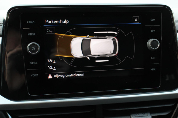 Volkswagen T-Roc 1.5 TSI DSG Life Navigatie Apple Carplay/Android Auto Parkeersensoren Camera Adaptive Cruise Control Virtual Cockpit Stuur- en stoelverwarming