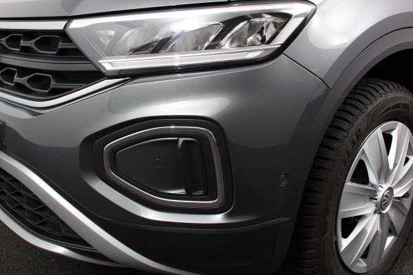 Volkswagen T-Roc 1.5 TSI DSG Life Navigatie Apple Carplay/Android Auto Parkeersensoren Camera Adaptive Cruise Control Virtual Cockpit Stuur- en stoelverwarming