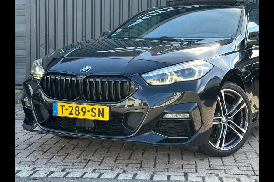 BMW 2 Serie Gran Coupé 218i|M-Pakket|Pano|Camera|Carplay|