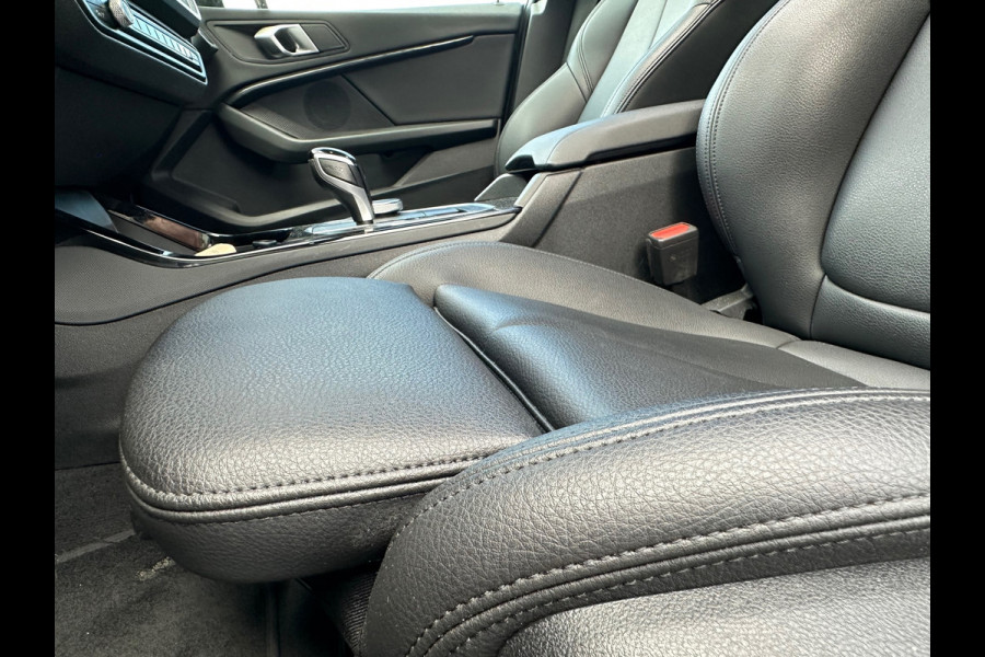 BMW 2 Serie Gran Coupé 218i|M-Pakket|Pano|Camera|Carplay|