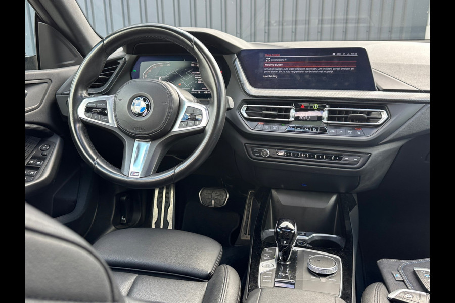 BMW 2 Serie Gran Coupé 218i|M-Pakket|Pano|Camera|Carplay|