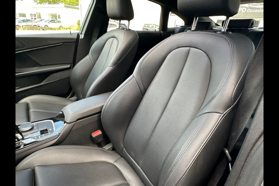 BMW 2 Serie Gran Coupé 218i|M-Pakket|Pano|Camera|Carplay|