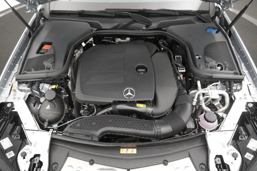 Mercedes-Benz E-Klasse Estate BWJ 2022 / 211 PK E200 Bus Sol AMG automaat | TREKHAAK | LEER | 360 CAMERA | SPORTSTOELEN | STOELVERW | NAVI | CLIMA | CRUISE |