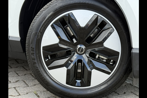 Volvo EX30 Single Motor Extended Range Core 69 kWh | ACC | Parelmoer | Camera | 18 inch