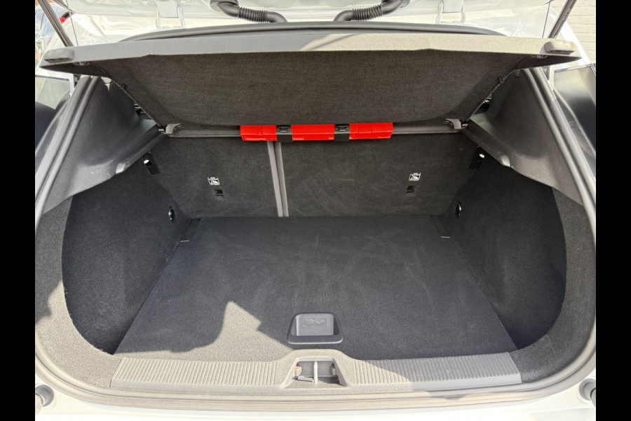 Volvo EX30 Single Motor Extended Range Core 69 kWh | ACC | Parelmoer | Camera | 18 inch