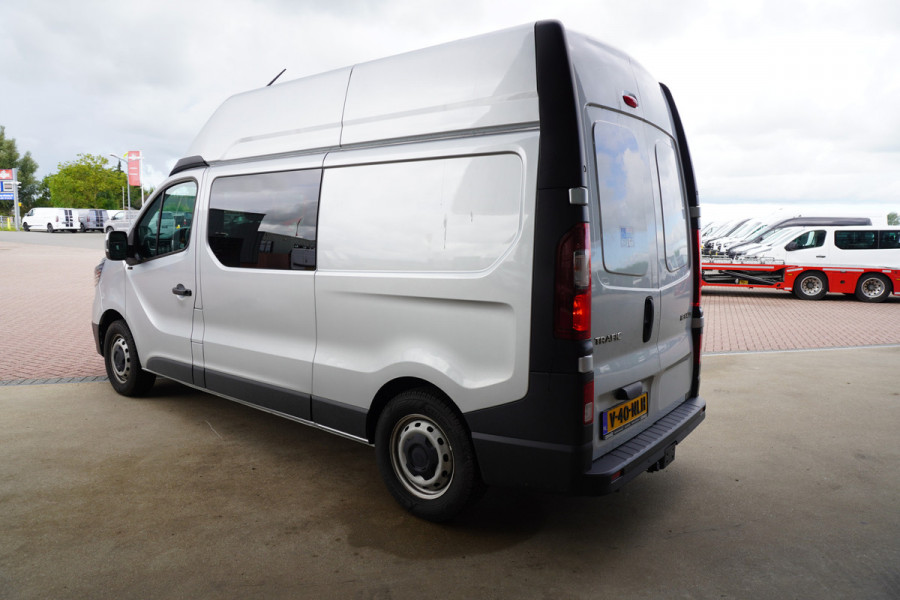 Renault Trafic 2.0 Blue dCi 170PK T30 L2H2 Rolstoelbus met schans nr. V186 | Airco | Cruise | Navi | trekhaak