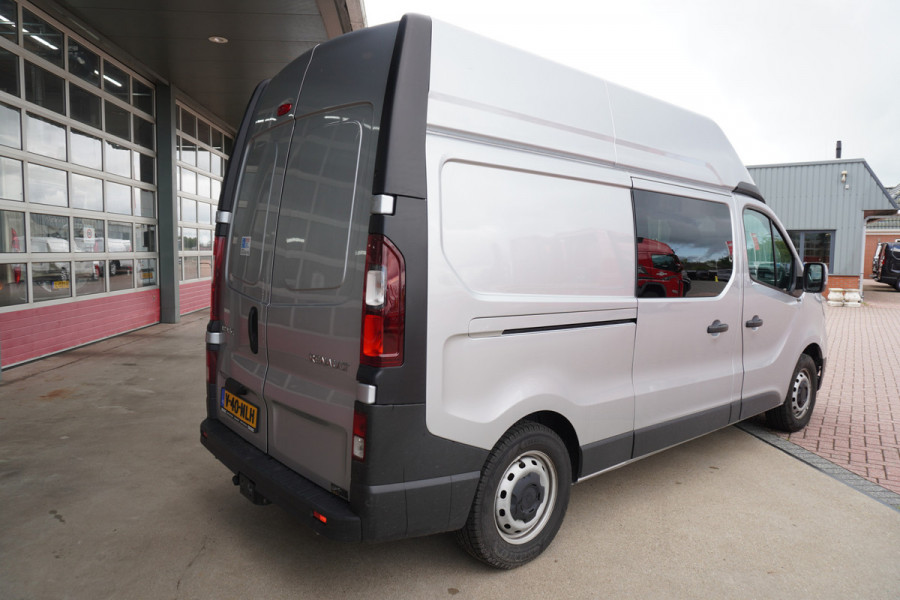 Renault Trafic 2.0 Blue dCi 170PK T30 L2H2 Ideaal voor camperombouw nr. V186 | Airco | Cruise | Navi | trekhaak (marge auto)
