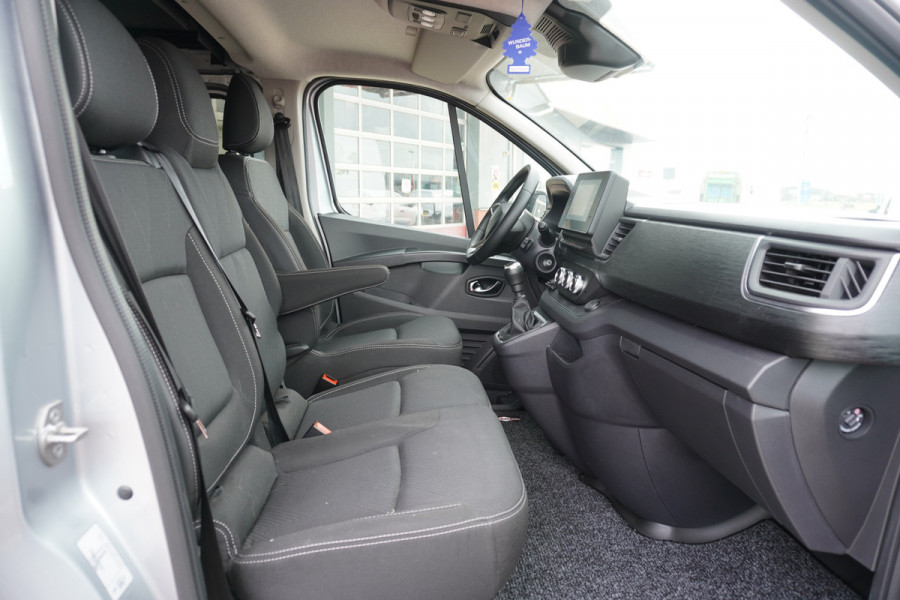 Renault Trafic 2.0 Blue dCi 170PK T30 L2H2 Ideaal voor camperombouw nr. V186 | Airco | Cruise | Navi | trekhaak (marge auto)