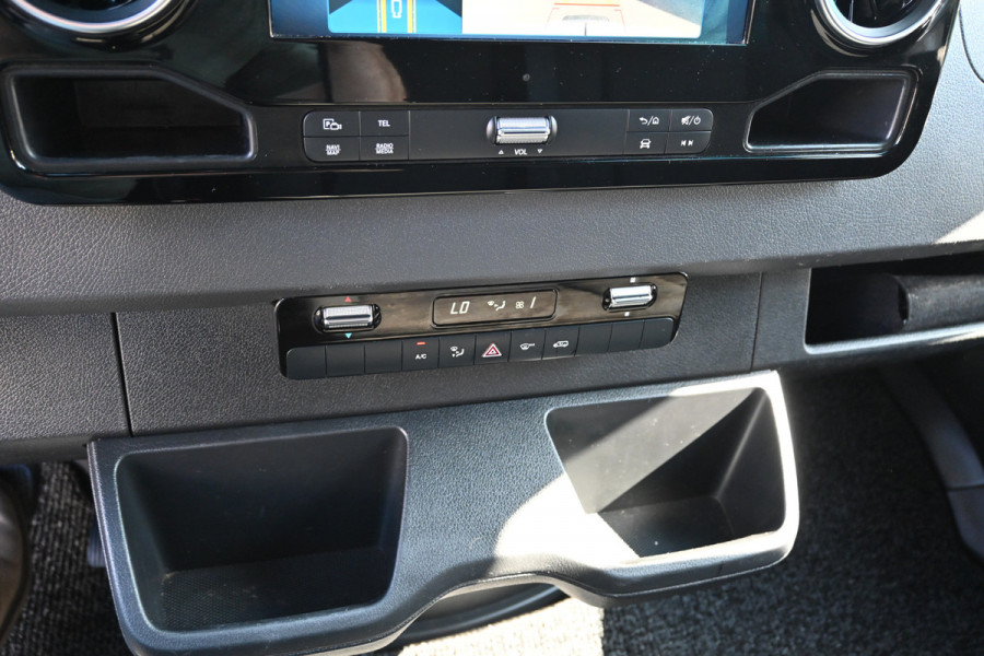 Mercedes-Benz Sprinter 317 CDI L2H2 Pro HD MBUX Navigatie met camera en parkeerpakket, Winterpakket, Etc.