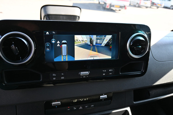 Mercedes-Benz Sprinter 317 CDI L2H2 Pro HD MBUX Navigatie met camera en parkeerpakket, Winterpakket, Etc.