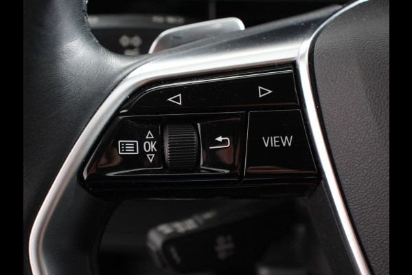 Audi e-tron e-tron 50 quattro Launch edition SOH 92,9% Navigatie Climate Control Parkeer Sensoren Lichtmetalen velgen