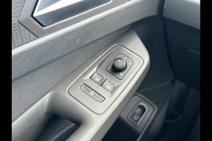 Ford GRAND TOURNEO CONNECT PHEV Titanium 7 ZITS!