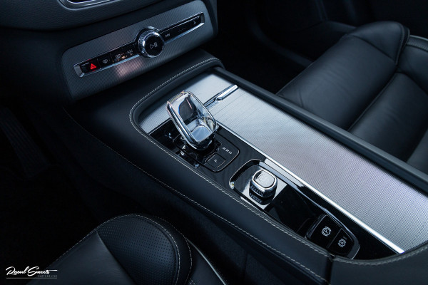 Volvo XC90 2.0 T8 Recharge AWD Ultimate Dark Long Range | Luchtvering | Panoramadak | Adaptieve cruise | Memory | Blis | 22 Inch |