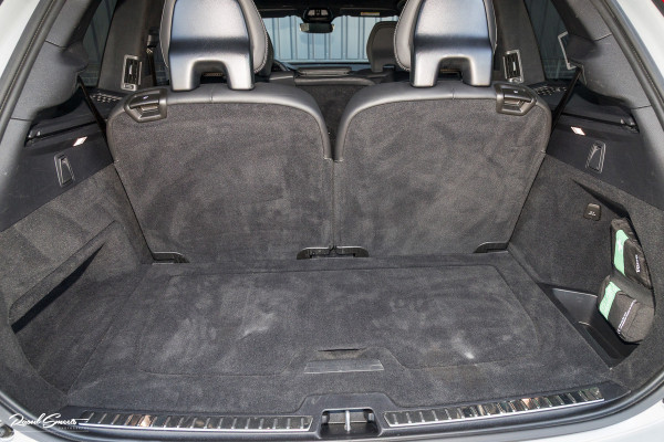 Volvo XC90 2.0 T8 Recharge AWD Ultimate Dark Long Range | Luchtvering | Panoramadak | Adaptieve cruise | Memory | Blis | 22 Inch |