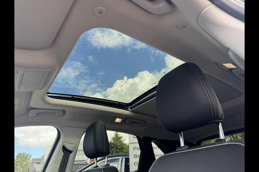 Ford Kuga 2.5 PHEV Vignale | Wegklapbare trekhaak | Panoramadak | Winter pack | Camera | Dodehoeksensoren | Bang&Olufsen | Elektrische achterklep | Dealer onderhouden