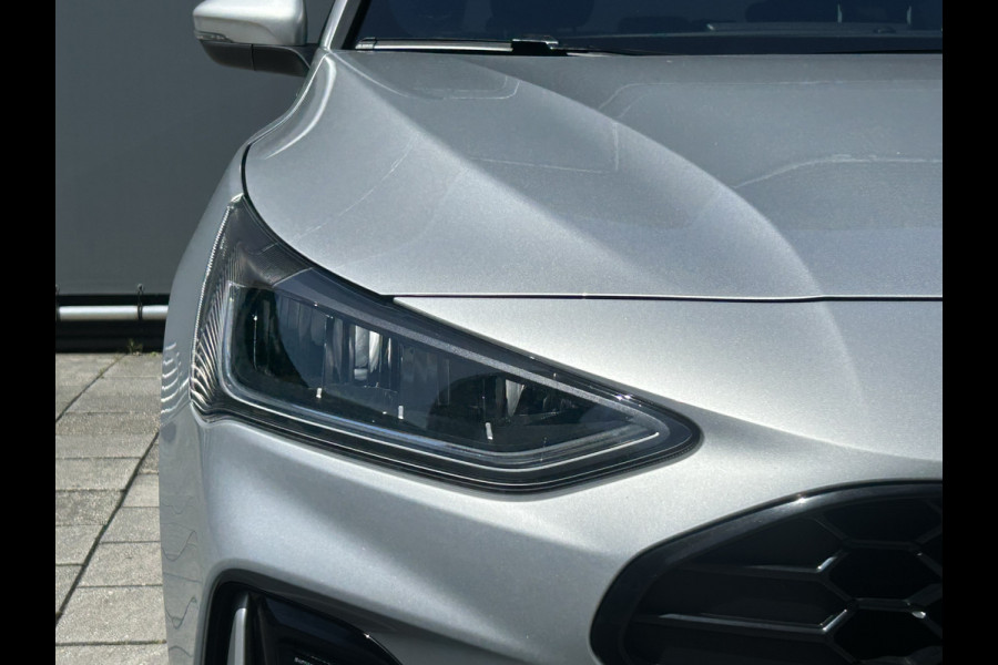 Ford FOCUS Wagon BWJ 2022 | 1.0T 126PK Hybrid ST Line NW MODEL | CLIMA | NAVI | AD CRUISE | 17'' LMV | CARPLAY | PRIVACY GLASS |