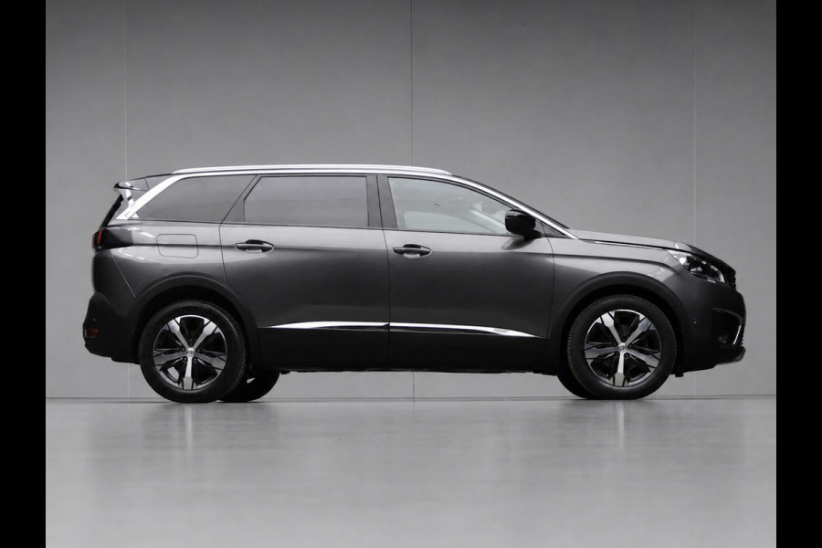 Peugeot 5008 1.2 PureTech Allure Avantage Sport (PANORAMADAK,APPLE CARPLAY,NAVI,CAMERA,360 VIEW,GETINT,LED,SPORTSTOELEN,LM VELGEN)