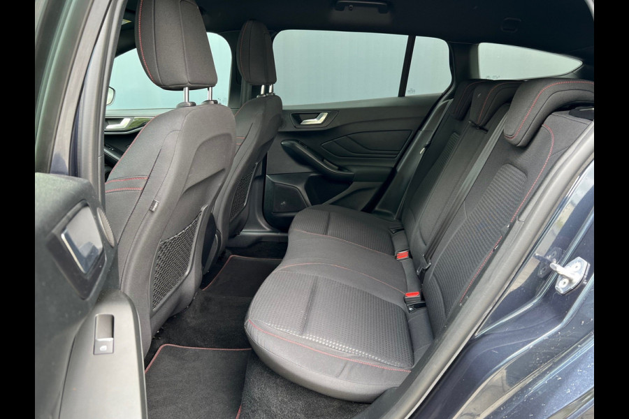 Ford FOCUS Wagon BWJ 2021 | 1.5TDCI 120PK ST Line X Business | WINTERPAKKET | FULL LED | CAMERA A | CARPLAY | SPORTSTOELEN | CLIMA | NAVI |
