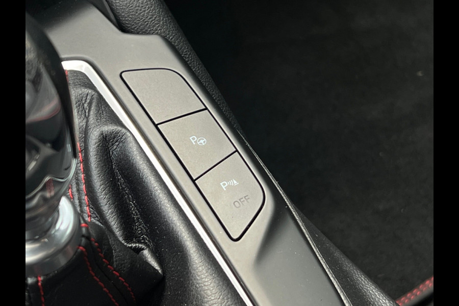 Ford FOCUS Wagon BWJ 2021 | 1.5TDCI 120PK ST Line X Business | WINTERPAKKET | FULL LED | CAMERA A | CARPLAY | SPORTSTOELEN | CLIMA | NAVI |