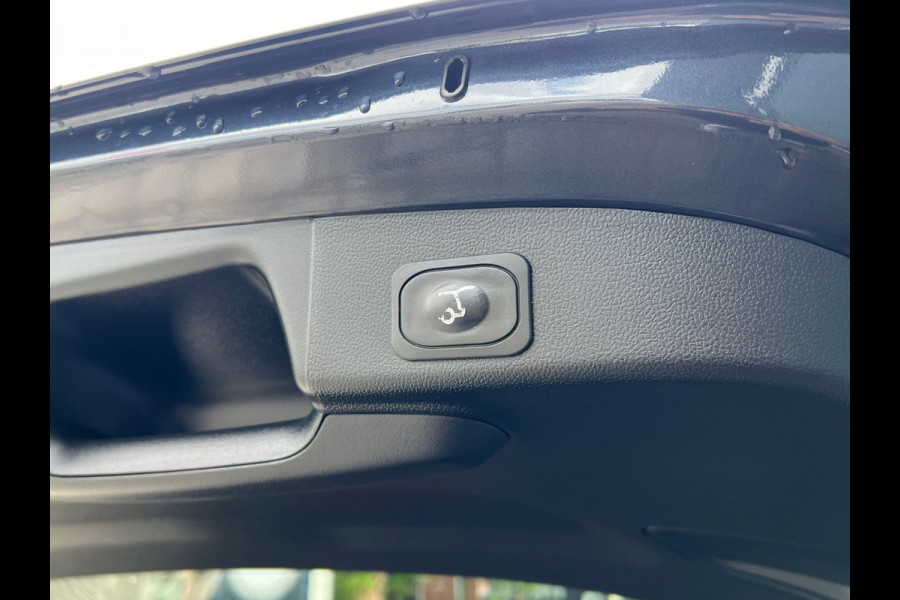 Ford FOCUS Wagon BWJ 2021 | 1.5TDCI 120PK ST Line X Business | WINTERPAKKET | FULL LED | CAMERA A | CARPLAY | SPORTSTOELEN | CLIMA | NAVI |