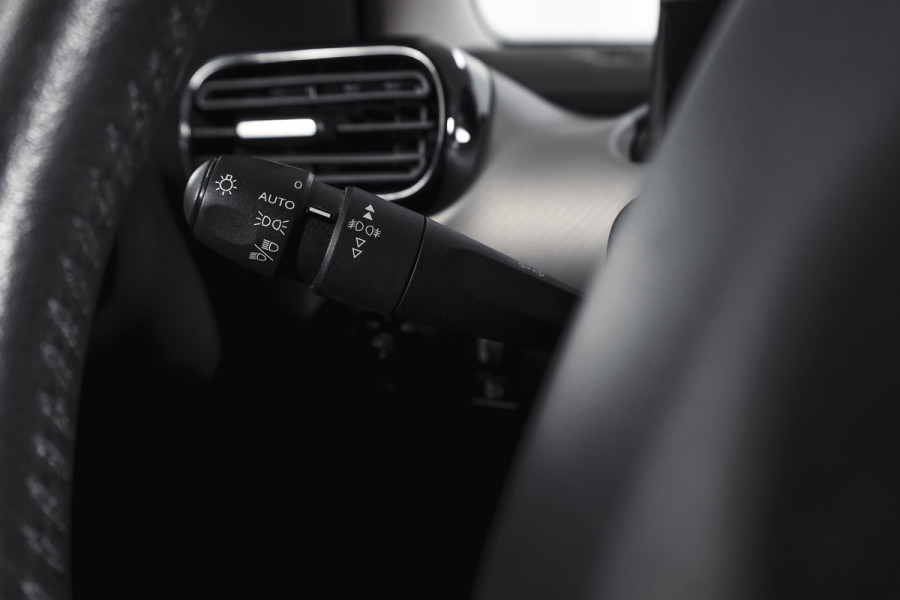 Citroën C4 Cactus 1.2 PureTech Business 111 PK Org. NL | Cruise | PDC | NAV + App. Connect | ECC | LM 16" |