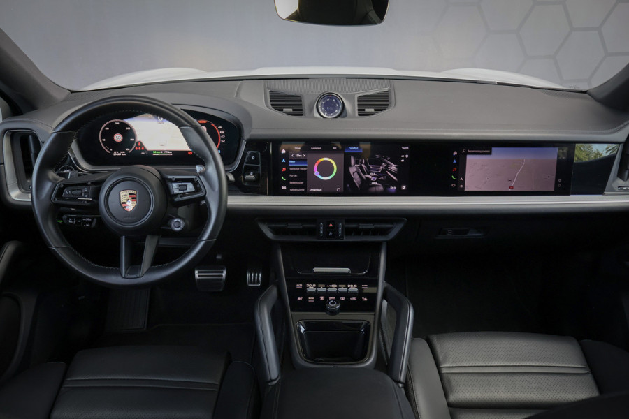 Porsche Cayenne Coupé 3.0 S E-Hybrid | PASSENGER DISPLAY | ELEKTRISCHE TREKHAAK | PASM | BOSE | SOUND PACKAGE PLUS | PRIVACY GLASS | PANORAMADAK | STU