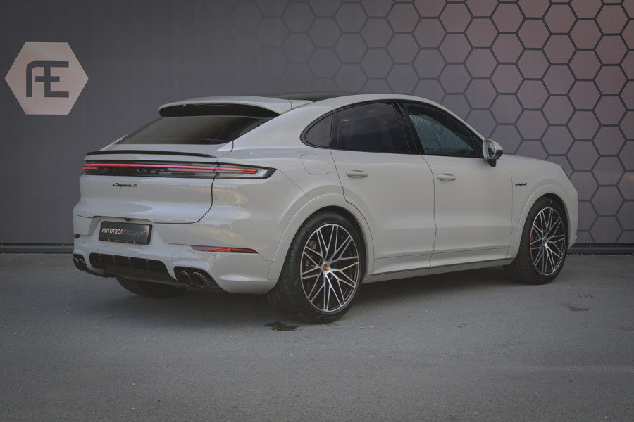 Porsche Cayenne Coupé 3.0 S E-Hybrid | PASSENGER DISPLAY | ELEKTRISCHE TREKHAAK | PASM | BOSE | SOUND PACKAGE PLUS | PRIVACY GLASS | PANORAMADAK | STU