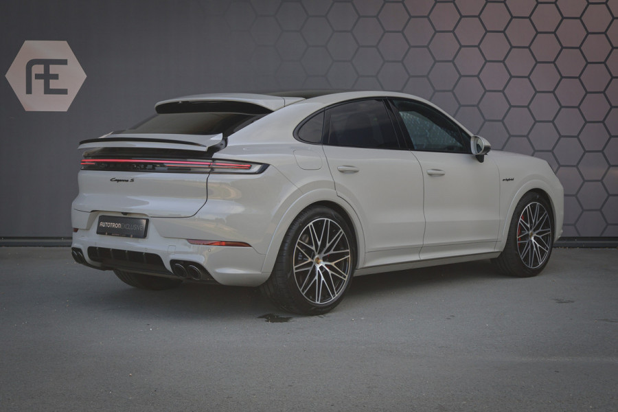 Porsche Cayenne Coupé 3.0 S E-Hybrid | PASSENGER DISPLAY | ELEKTRISCHE TREKHAAK | PASM | BOSE | SOUND PACKAGE PLUS | PRIVACY GLASS | PANORAMADAK | STU