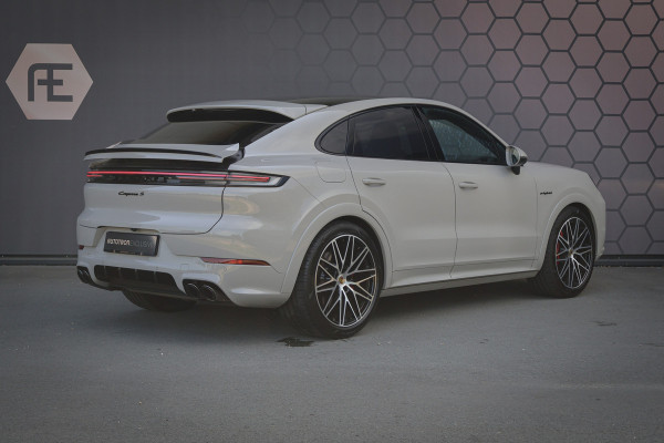 Porsche Cayenne Coupé 3.0 S E-Hybrid | PASSENGER DISPLAY | ELEKTRISCHE TREKHAAK | PASM | BOSE | SOUND PACKAGE PLUS | PRIVACY GLASS | PANORAMADAK | STU